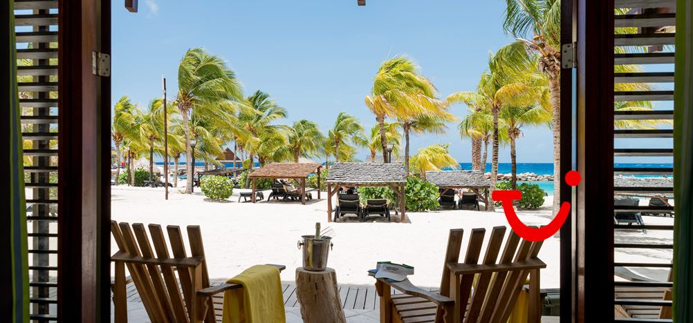 lionsdive's tweet photo. Swim, dive &amp; relax! with @TUINederland 
Learn more and book now 🧡 https://t.co/C5nqmRtZoK because at LionsDive Beach Resort Curaçao we have a good understanding of what a relaxing beach holiday means.  @DiveCuracao #curacao #travel #vacation https://t.co/4ggdAGwXuT