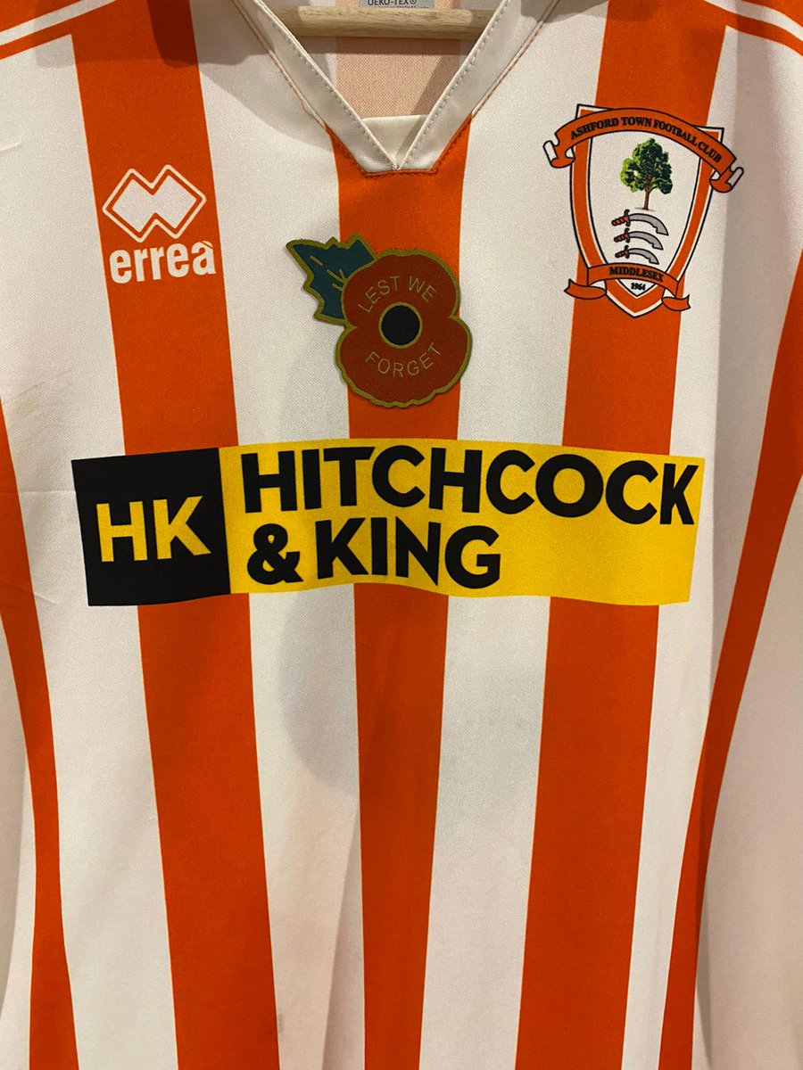 ashfordtownmx's tweet photo. For tonight's game vs @barkingfc we will be wearing our @poppies4kits patches as this may well be the last game ahead of Remembrance Day.
#BARASH #atmx #ItsNotOrange #IsthmianLeague #nonleague #RemembranceDay https://t.co/LrMpjPhQsE