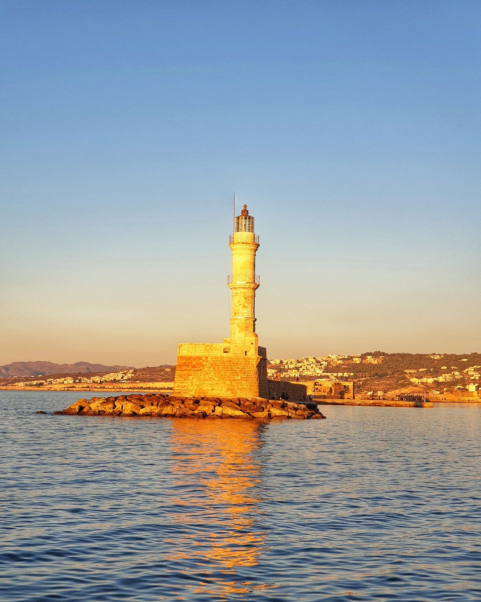 LiakouraMomentz's tweet photo. Lovely Chania Crete 😍
.
🎬 Watch our trip from Paphos to Chania on 🔴 YouTube:
➡️ https://t.co/rRAOw5JLxy
.
.
.
.
.
#chania #chaniacrete #chaniaoldtown #chania_old_port #chaniaharbour #chaniaport #chanialighthouse #lighthouse #lighthousechania #crete #cretegreece #chaniatown https://t.co/RTjcgbBg8F