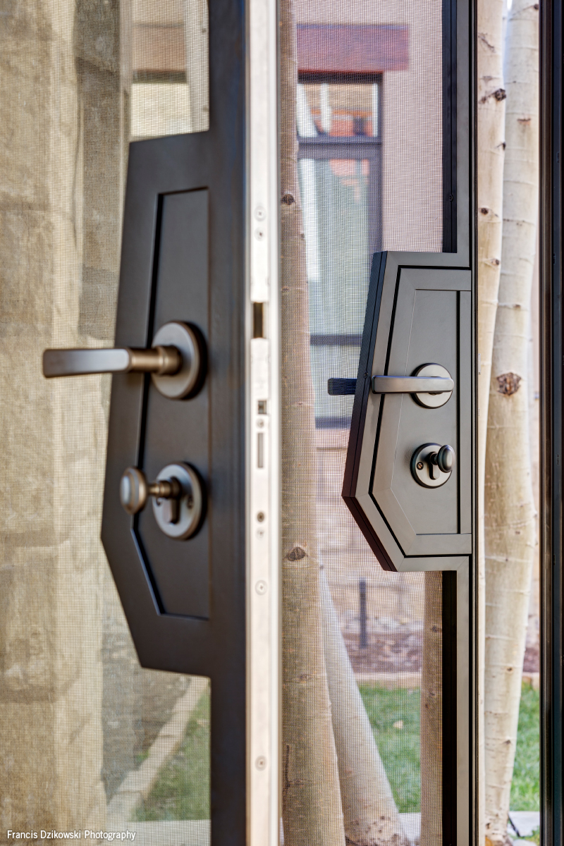 hopeswindows's tweet photo. Every Hope's #steelwindow and door is custom designed to achieve your unique vision. This custom lockbox design by Monique Agnew Architecture adds charm and distinction to this contemporary Colorado ranch home.
Francis Dzikowski Photography
https://t.co/dVxt3gMIUF https://t.co/7mDF1cqjaz
