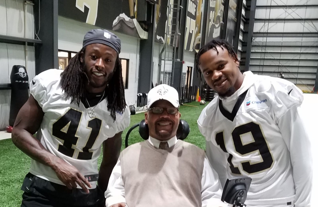 D_EdwardsLA's tweet photo. Louisiana, Today is #ElectionDay from 6 AM to 8 PM, Please vote to make your voice heard at the Voting Polls &amp; #Vote4Change Attorney Derrick "Champ" Edwards for Senator #5 on the ballot. #WhoDat @A_kamara6 @Cantguardmike #Election2020 https://t.co/urz8UDQzeO