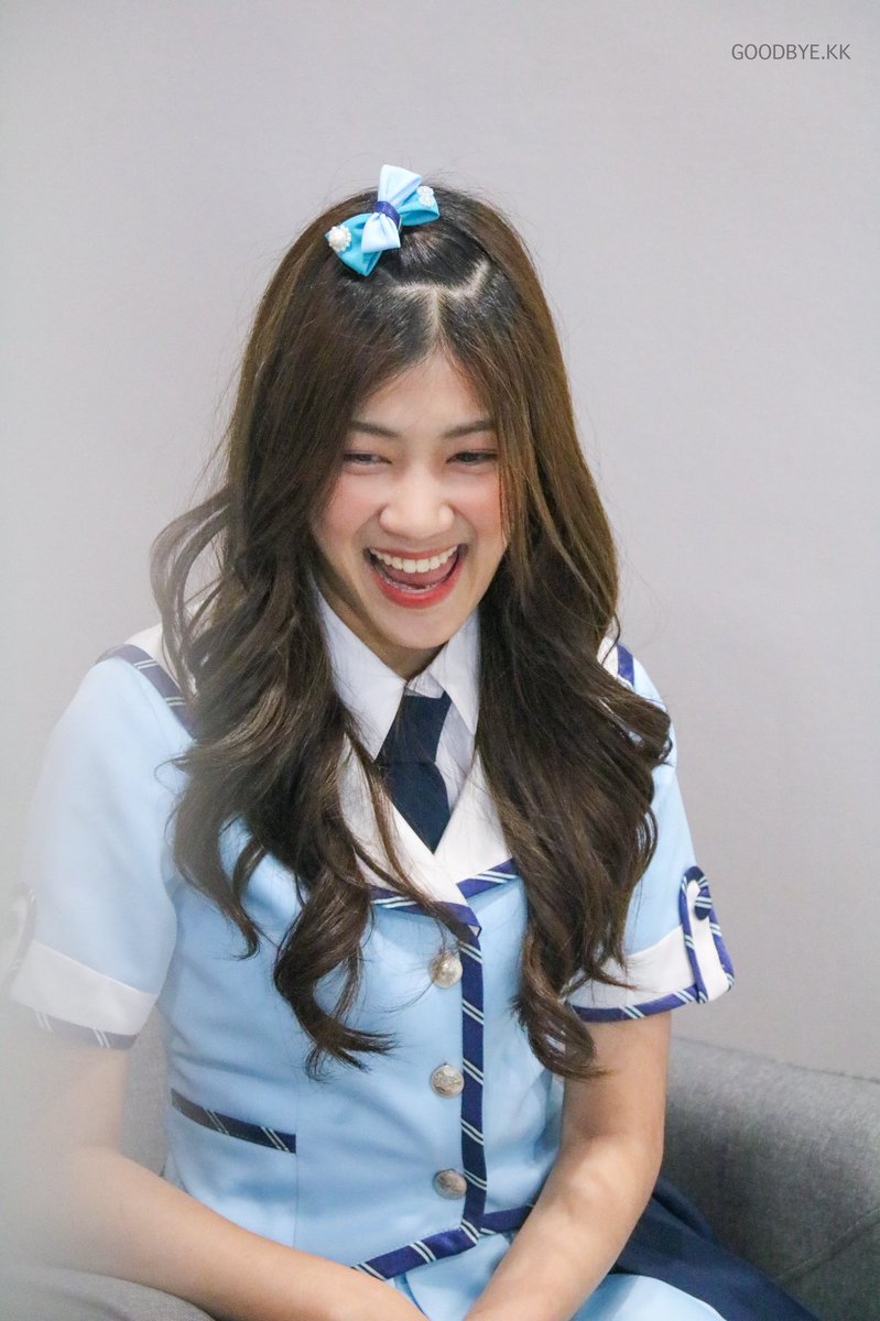 goodbye___kk's tweet photo. จะไม่ให้หลงเธอได้ยังไง เธอน่ารักจะตายไป😍 #FortuneCGM48 #CGM48 https://t.co/zFHNO7gowI