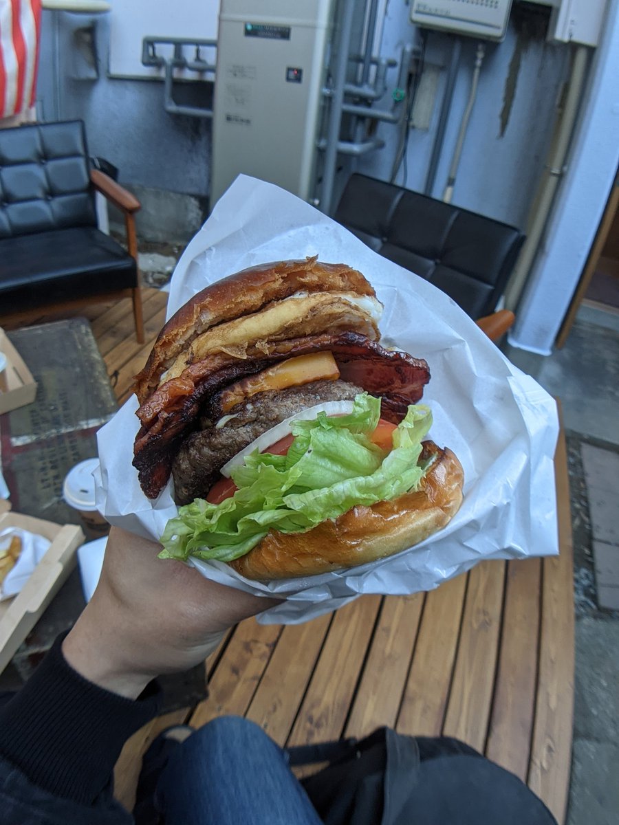 fkpkjin's tweet photo. これは特級ですわ。。#cornerburger #fourcornerscutshop https://t.co/dAn8DzHj8r