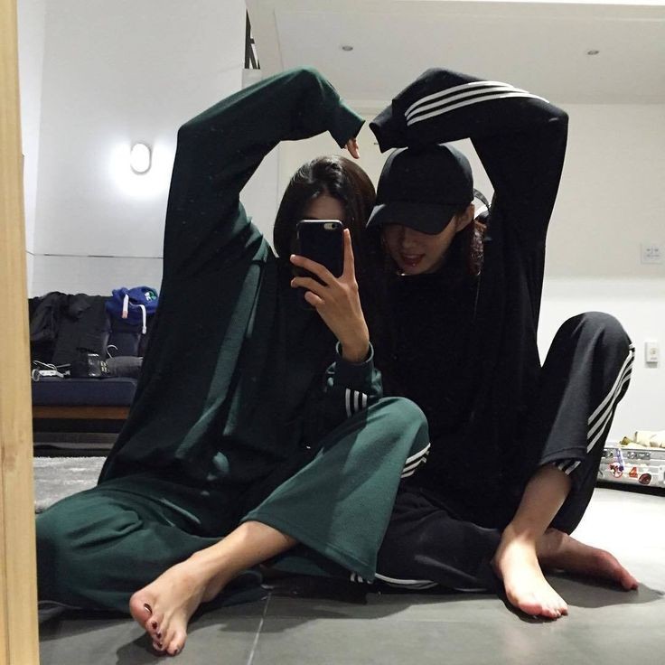 w/ bestie <a href="/charinazhie/">✨𝒞𝒽𝒶𝓇𝒾𝓃𝒶 𝒵𝒾ℯ𝓋𝒶 𝒜𝓁ℯ𝓍𝒾𝓈 ✨</a> 🥰
-
#rpkpop #roleplayerindonesia #roleplayerkpop