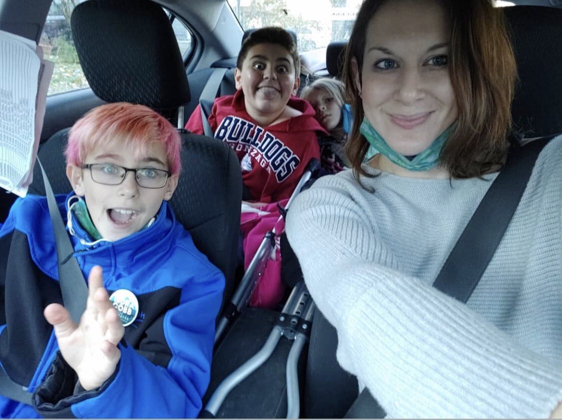 possefoundation's tweet photo. “Got these kids up at 0500 to place vote reminders on 120 doors! These kids are awesome engaged citizens. Now GO VOTE”
- @Vassar #PosseVeterans Scholar Tes Moulton #PosseVotes https://t.co/7zHkRpshxp