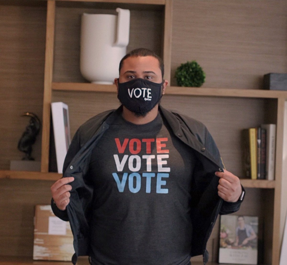 RobAurelius's tweet photo. #IVoted today because:
#IAmAGlobalCitizen
#BlackLivesMatter
#LoveIsForEveryone
#ScienceIsReal
#NoOneIsIllegal
#HealthCareShouldBeAHumanRight
#LGBTQRightsAreHumanRights
#ReformPoliceNow
#RacismMustEnd
And please remember that Human Decency is on the ballot.
#ElectionDay #Vote https://t.co/YoTQH1uOPo