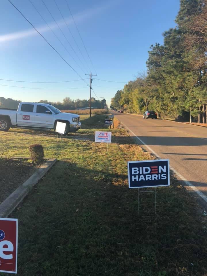 We are out and strong in Wilikinsville. Go vote! #voteblue #vote @tndp @Bradshaw2020 #BidenHarris2020