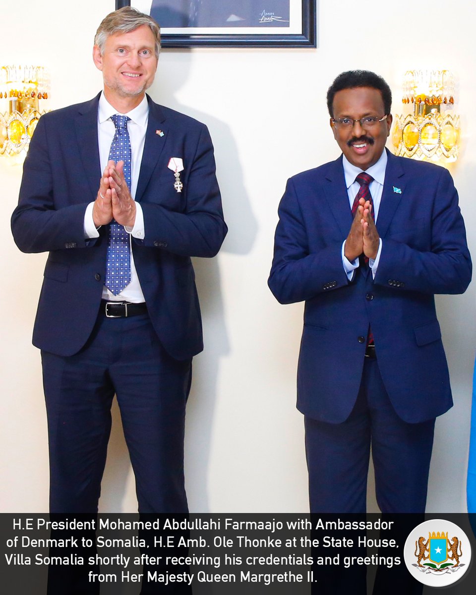 TheVillaSomalia's tweet photo. Denmark's #Ambassador to Somalia H.E Ambassador Ole Thonke presented his Letter of Credence to President @M_Farmaajo and conveyed greetings from Her Majesty Queen Margrethe II. President Farmaajo Wished Amb. Ole Thonke success in his Diplomatic mission and assured him support. https://t.co/xdz0v3C7JC