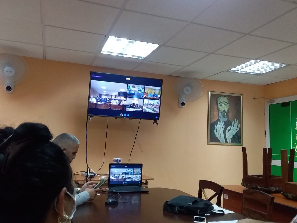 cueto_glez's tweet photo. Se defiende ante tribunal el Plan de Estudios de Ciclo Corto del Técnico Superior en Riego y Drenaje, con la participación de especialistas de la producción y la academia de La Habana, Mayabeque, Villa Clara, Santi Spíritus, Ciego de Ávila y Granma. #UCLVCU #UNAHCU https://t.co/4aFy09EX9z