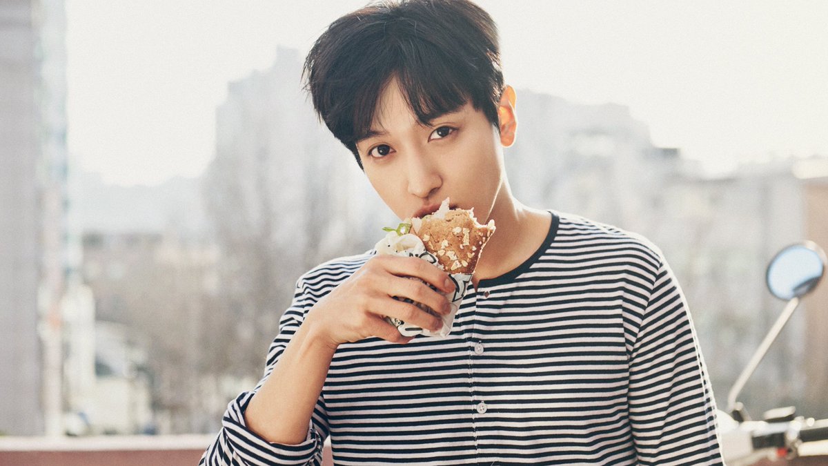 Jung Yonghwa ( @JYHeffect) - leader, main vocal, guitarist, rapper, face of the group, songwriter, composer, record producer and an actor. Definitely an ideal man!   #CNBLUE  #씨엔블루  @CNBLUE_4