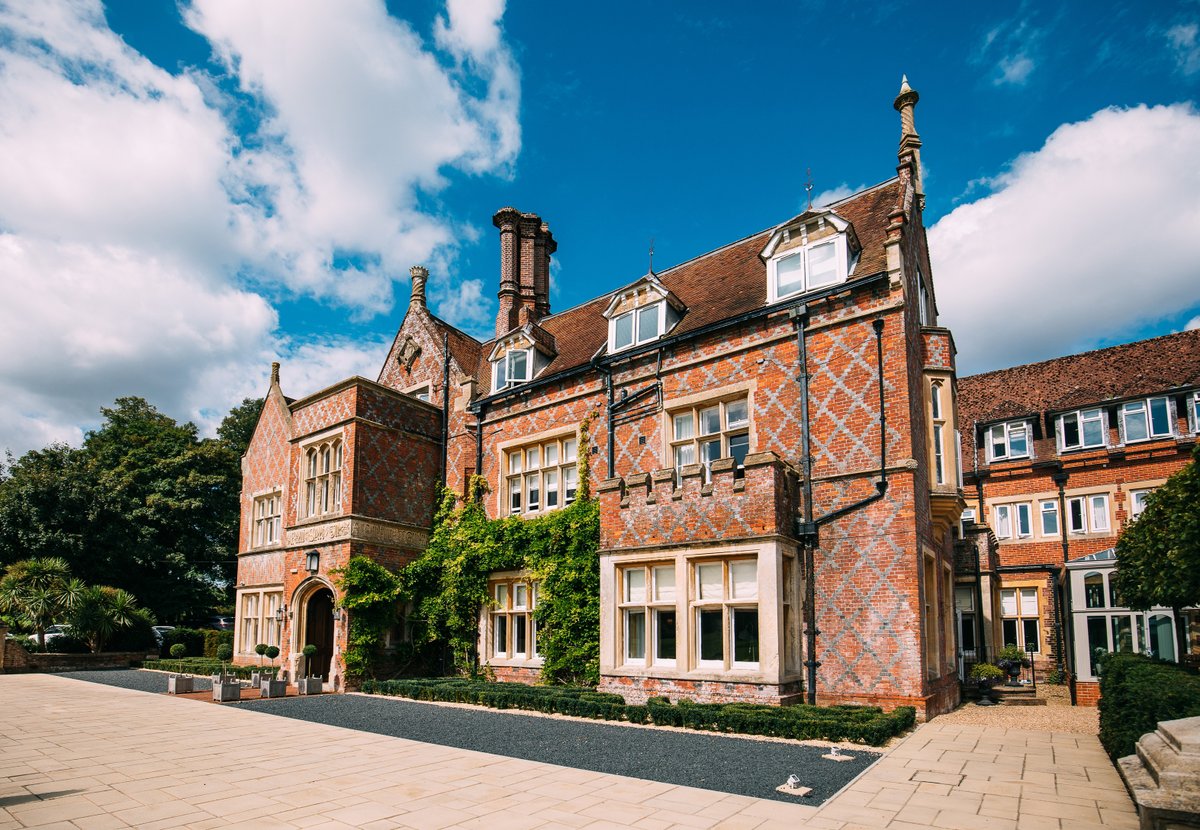 We are thrilled to share the happy news that we have been awarded Best Value Experience, UK in the 2021 <a href="/cnjohansens/">Condé Nast Johansens</a> Awards for Excellence. Thank you to everyone who voted for us!