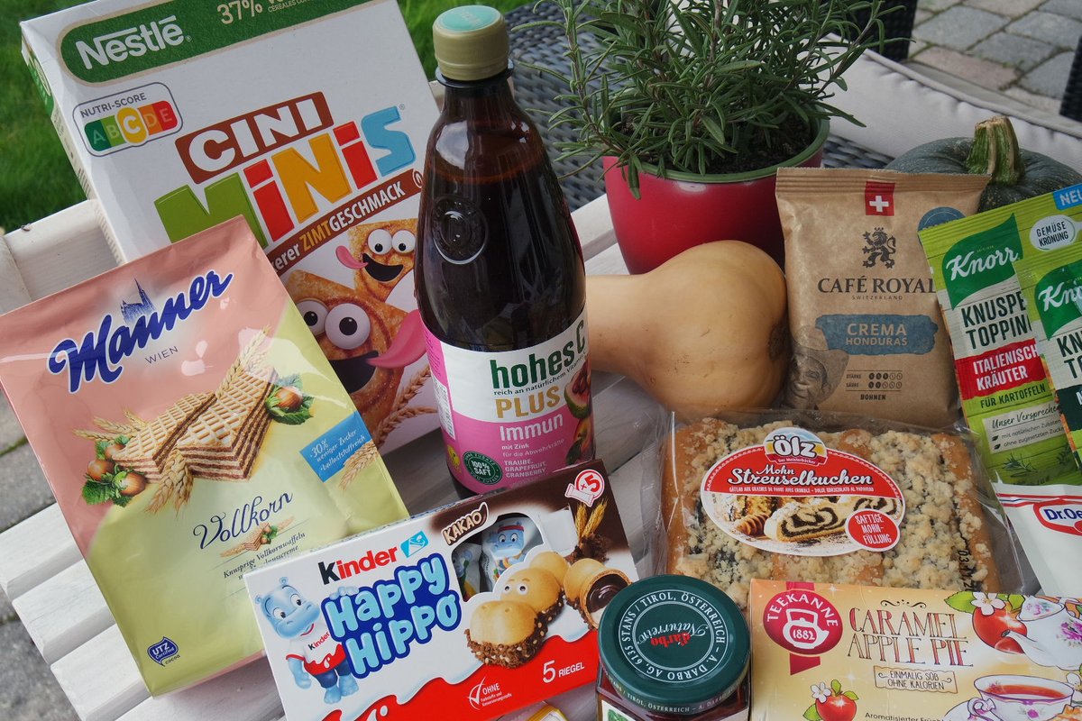 pamelopee's tweet photo. Werbung pamelopee: Unboxing Degustabox Oktober 2020 https://t.co/uUOTeCAQUt
Ich glaube die beste #foodbox des Jahres?! #unboxing #Degustabox #degustabox_de #degustabox_oktober #ölz #knorr #teekanne #kinderhappyhippo #manner #ciniminis https://t.co/Kn6Rejj19Z