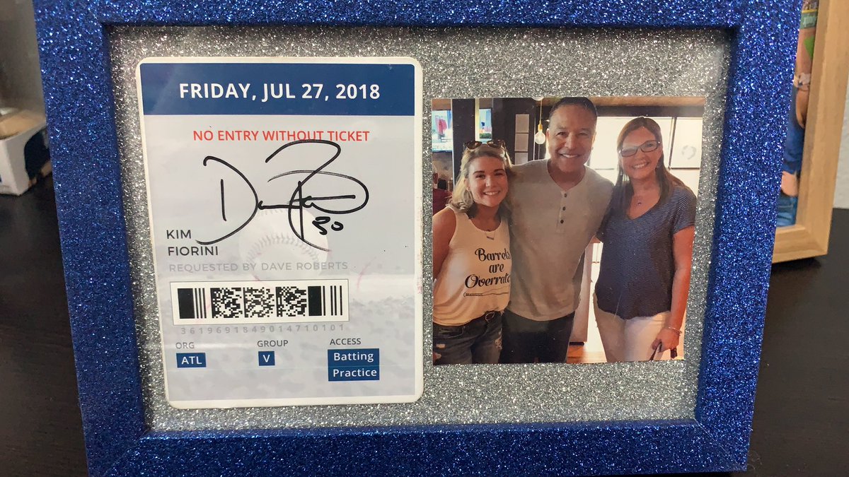FioriniKim's tweet photo. @DodgersNation @emmyfiorini &amp; I met Doc at a restaurant in ATL. He invited us to batting practice ON THE FIELD! It was like a dream! Such a nice man! We met Turner, Seager, &amp; Taylor there &amp; Kike, Utley, Forsythe, Hill, Barnes &amp; Pollock out in ATL too! All were so kind! Away games are 💯! 💙⚾️ https://t.co/epYpOzFS2E