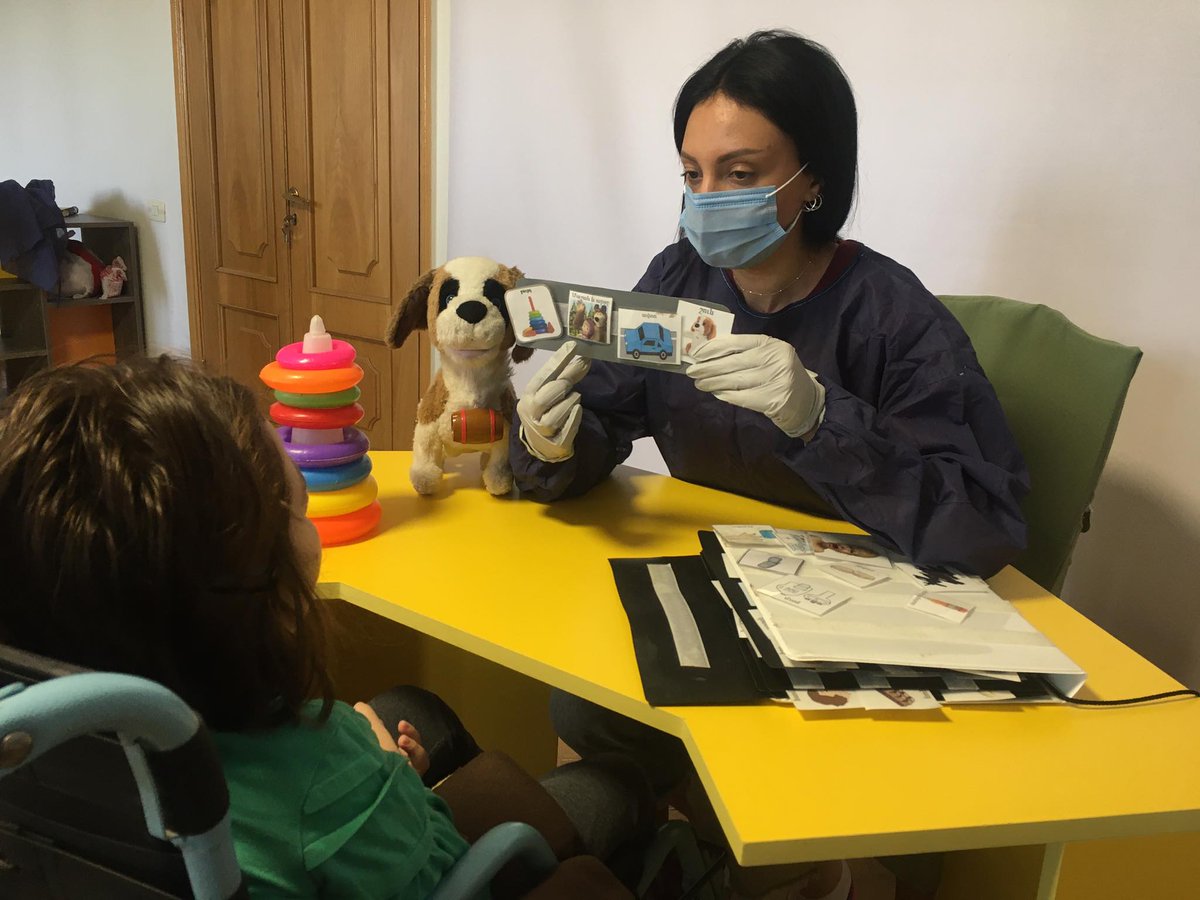 SOURCE_found_am's tweet photo. The daily classes of the children from Artsakh are going on normally 🙂🇦🇲
#ՀԱՂԹԵԼՈՒԵՆՔ 🇦🇲🇦🇲🇦🇲
 Speech therapist Ani Tarakhchyan https://t.co/AM2Lqaz21T