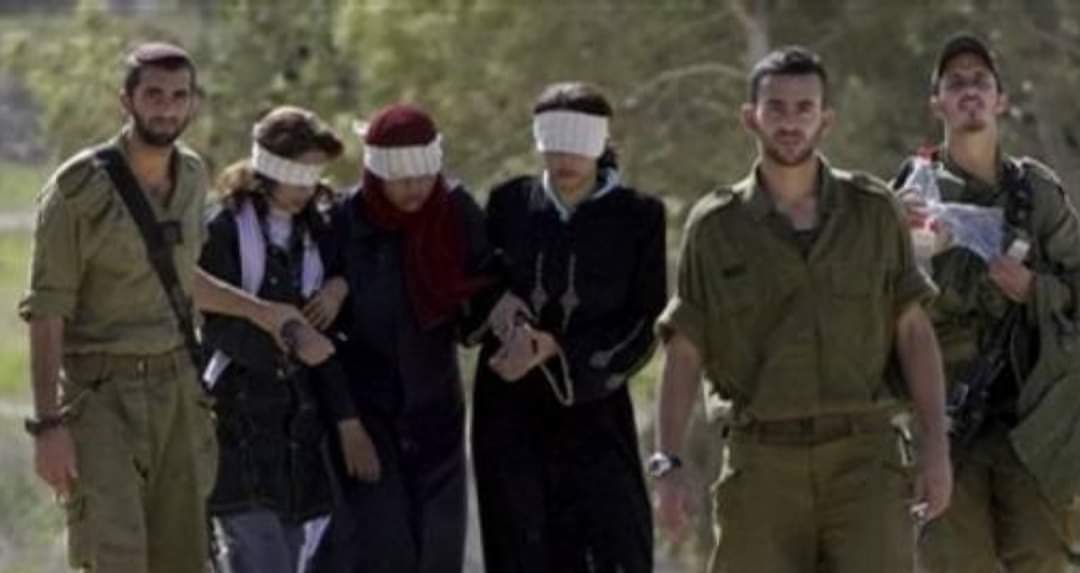 iamPakistanis's tweet photo. Zionism: Violation of women's rights. Israeli occupation forces arresting, blindfolding and handcuffing Palestinian women for nothing but insult and humiliation. where are women's rights organizations? #IsraelRealTERRORIST #IsraeliCrimes #SaveHumanity #FreePalestine 🇵🇸 https://t.co/lAZfINe3Ex