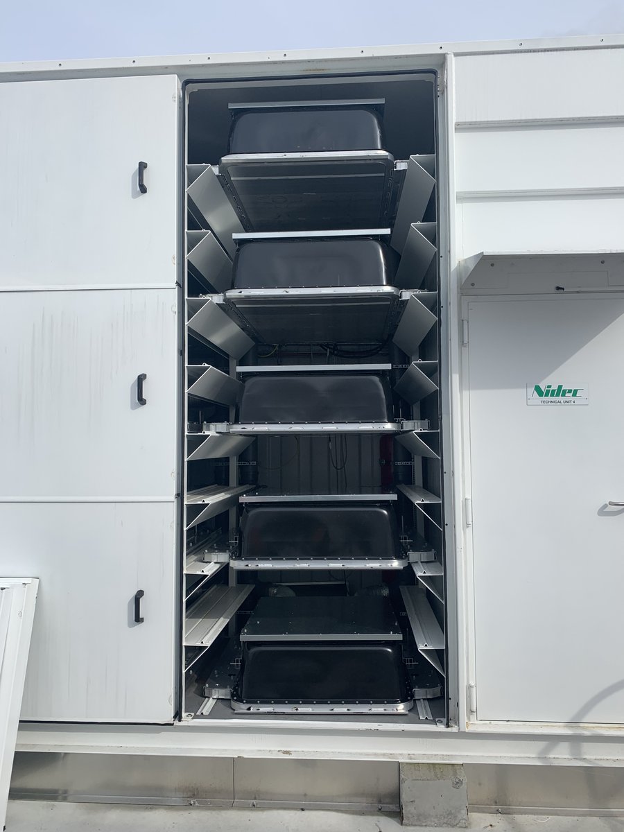 GroupeRenaultEV's tweet photo. The first Advanced #Battery Storage has been installed in Douai, France, as part of @Groupe_Renault’s strategy to develop an intelligent electrical ecosystem.🔋♻️ Read the full PR here ➡️ https://t.co/lr6YuJcS7A https://t.co/bLm4JwlZKN