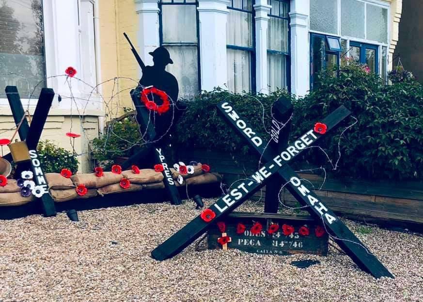 A fantastic remembrance display outside a house in Southend!
#RemembranceDay2020