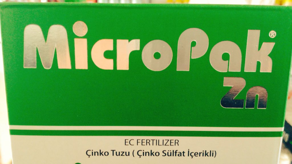 MicroPak Zn katı formda ve 0.04 micron partikül iriliğinde yüksek oranda çinko içerikli bir yaprak gübresidir.MicroPak Zn suyun bitkiye alınımı ve kullanımında görev alır.çinko noksanlığı durumumda bitki gelişiminde,yaprak boyunda azalma,meyve gelişiminde yavaşlama görülür...