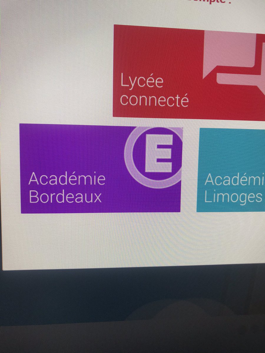 d_arcet's tweet photo. # Mur collaboratif créé par les professeurs #lycee connecté  #outil numérique collaboratif # partager les ressources , les idées , les projets # travailler autrement 👏@NvelleAquitaine https://t.co/kmMmsCiREs