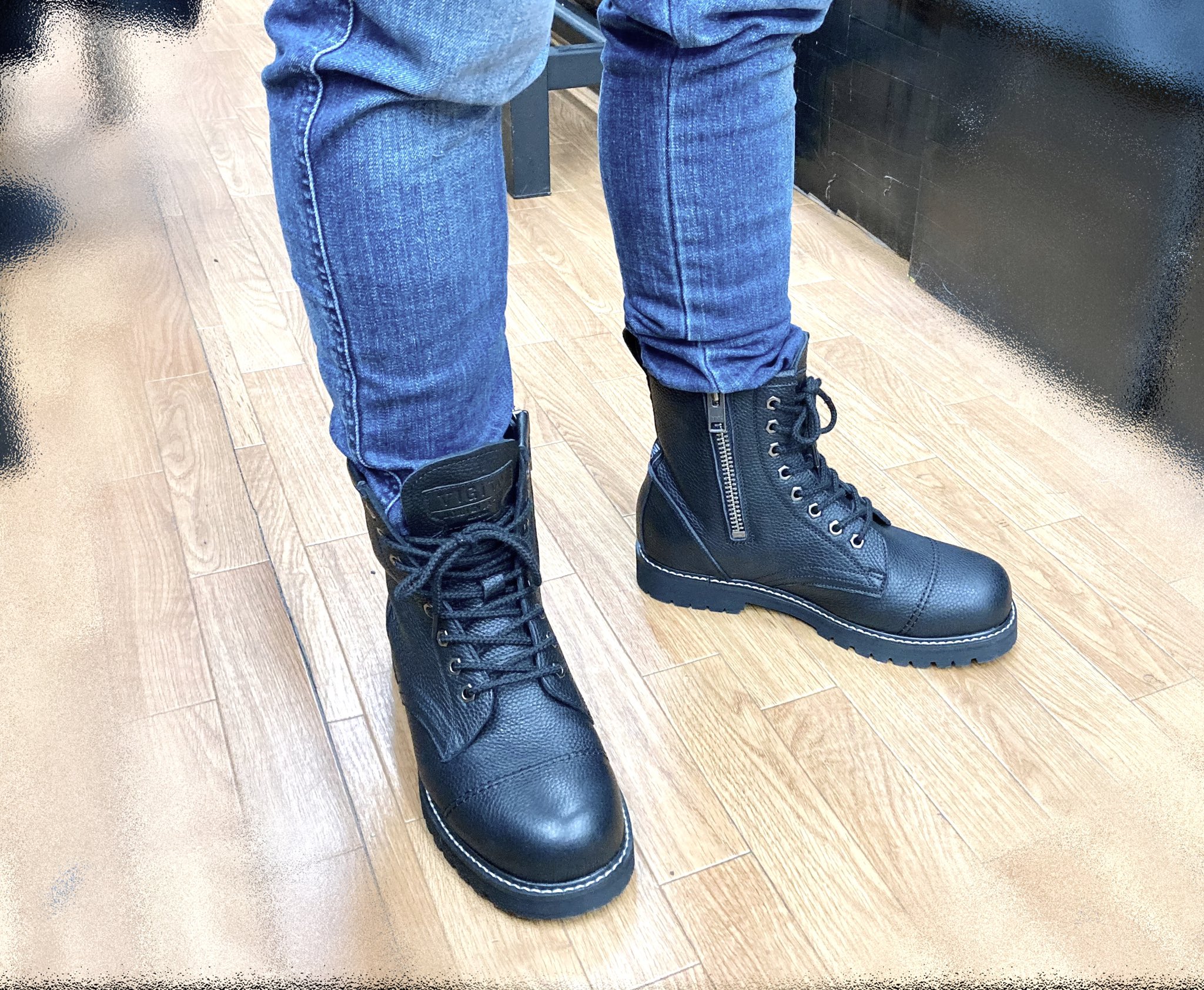 かわいい! virgo 8HOLE ブーツ 黒 BOOTS MILITARIA - ブーツ