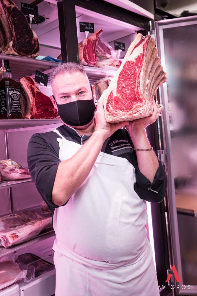 AVIGROS (@groupe_avigros) on Twitter photo Merci à Christophe LE BOURDAIS de nous avoir ouvert les portes de sa belle boucherie du square. Encore merci a <a href="/DidierVenom/">DidierVenom</a> de partager ses moments intenses. Merci à Christophe LE BOURDAIS de nous avoir ouvert les portes de sa belle boucherie du square. Encore merci a <a href="/DidierVenom/">DidierVenom</a> de partager ses moments intenses.