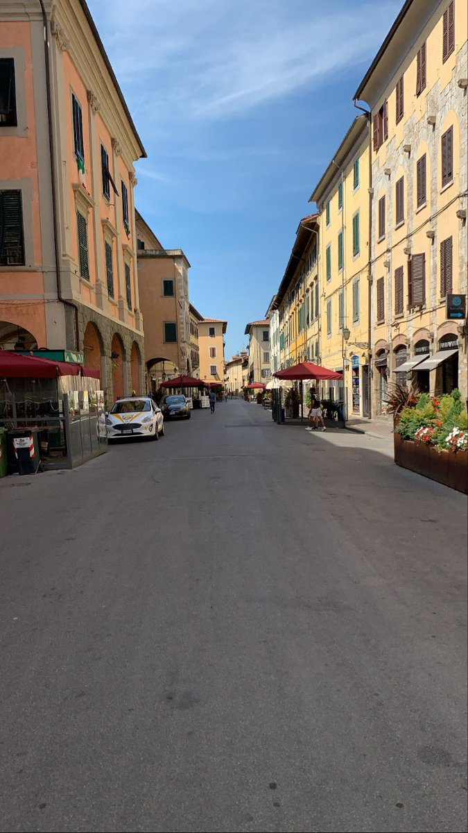 WalkingintoPisa's tweet photo. Are you a #shopping lover? If you visit #pisa you must go in #borgo street and #corsoitalia, the two most famous shopping streets. You can find almost everything from clothes to jewellery and also toys for kids https://t.co/S4QGM2caTS