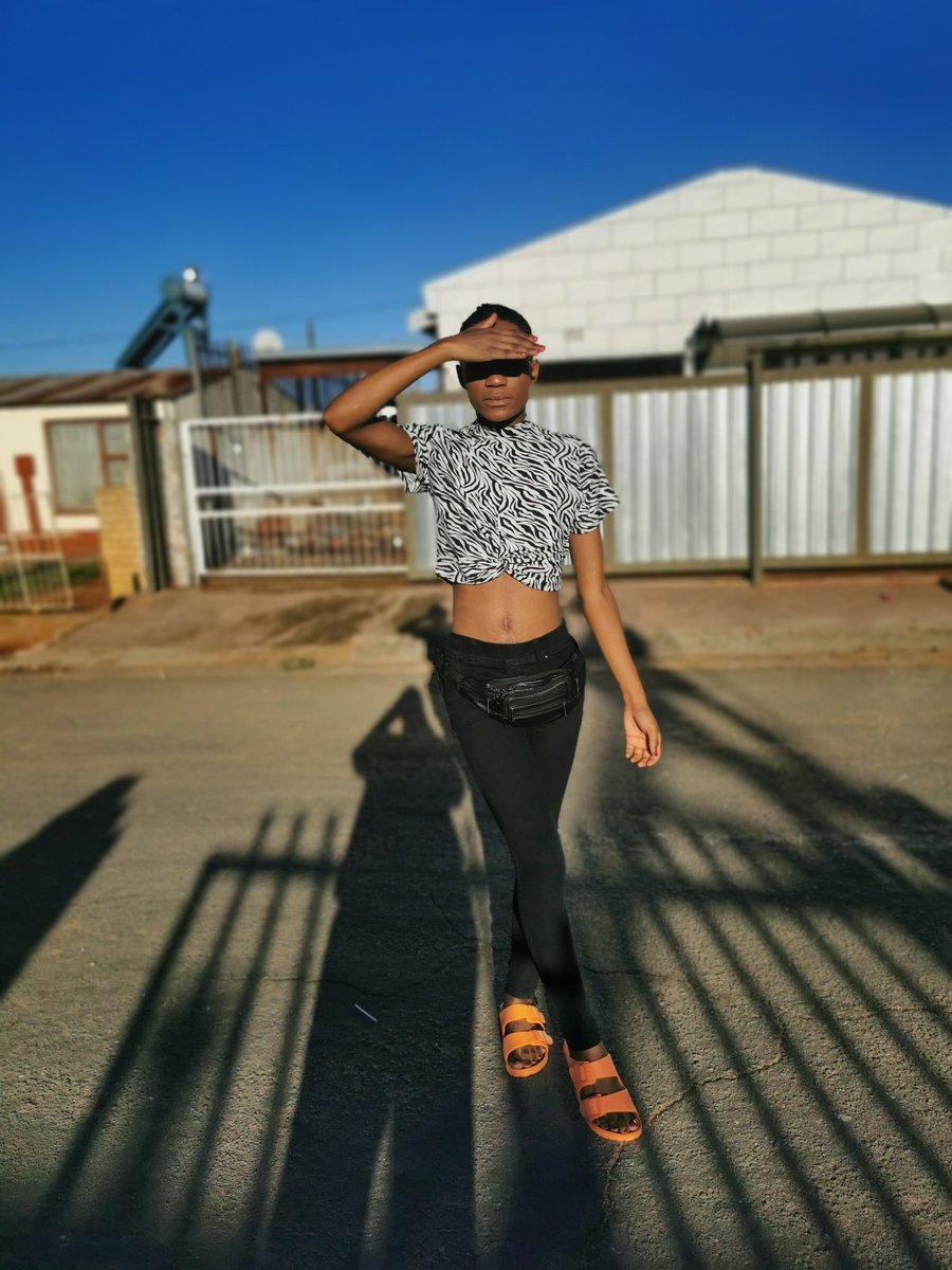Tshepi_Foxy's tweet photo. A beaut'😍❤ https://t.co/446Hag4Y2j