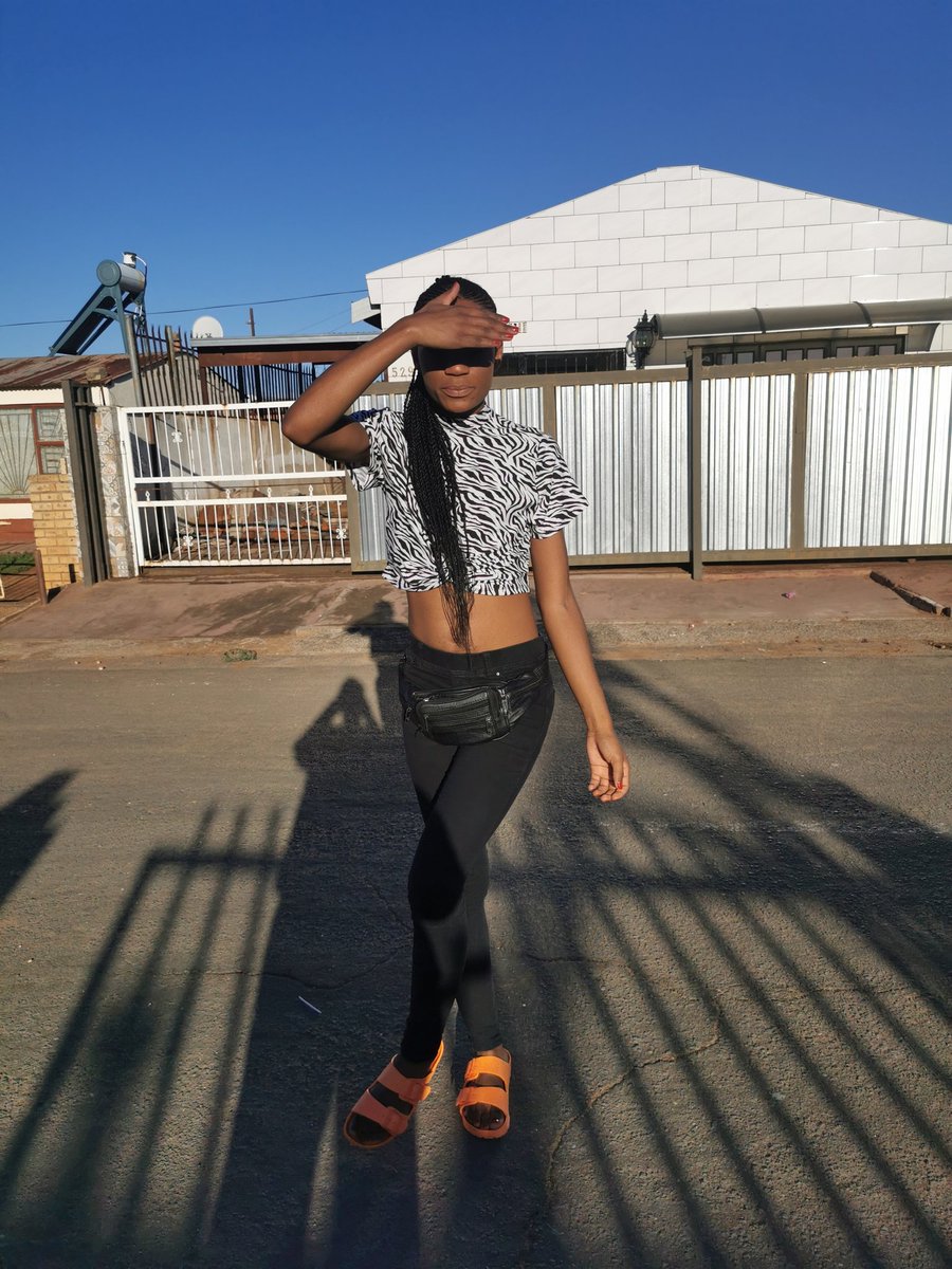 Tshepi_Foxy's tweet photo. A beaut'😍❤ https://t.co/446Hag4Y2j