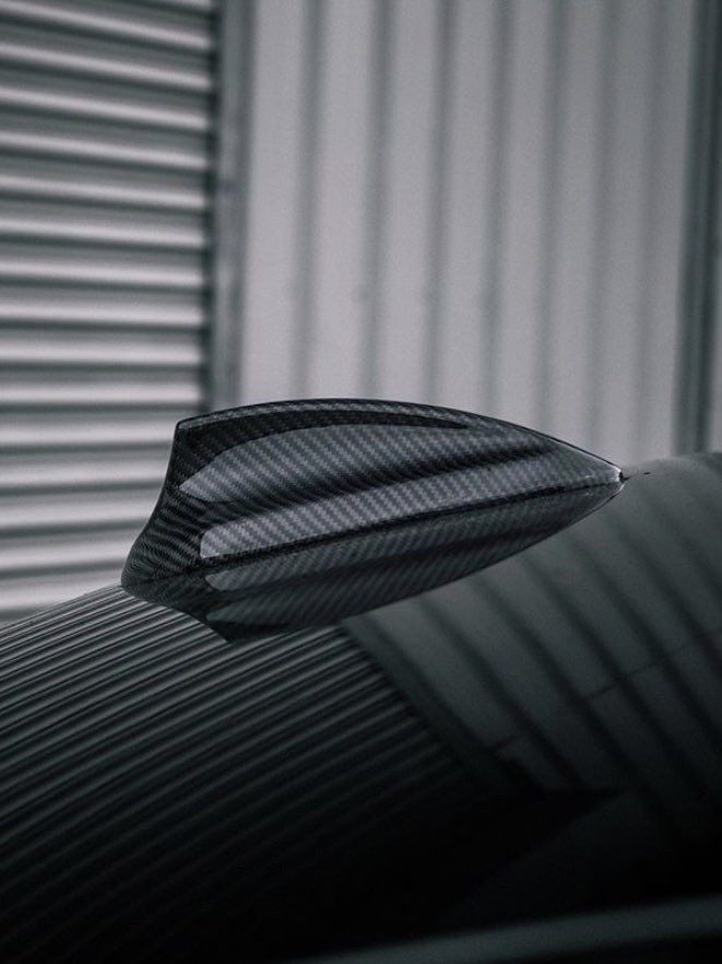 PerformanceR44's tweet photo. Carbon Fiber Shark-Fin Cover for this F22 M235i
—
🏁 R44 Performance 🏁
🖥 https://t.co/8fUzmJl6eR
🎥YouTube/R44Performace
📦Styling and Performance Specialist ©️#R44Performance
—
#bmwlove #bmwlife #bmwnation #bmwgram #bmwm #bmwlifestyle #bmwporn #mpower #bimmer https://t.co/fIMDffST9K
