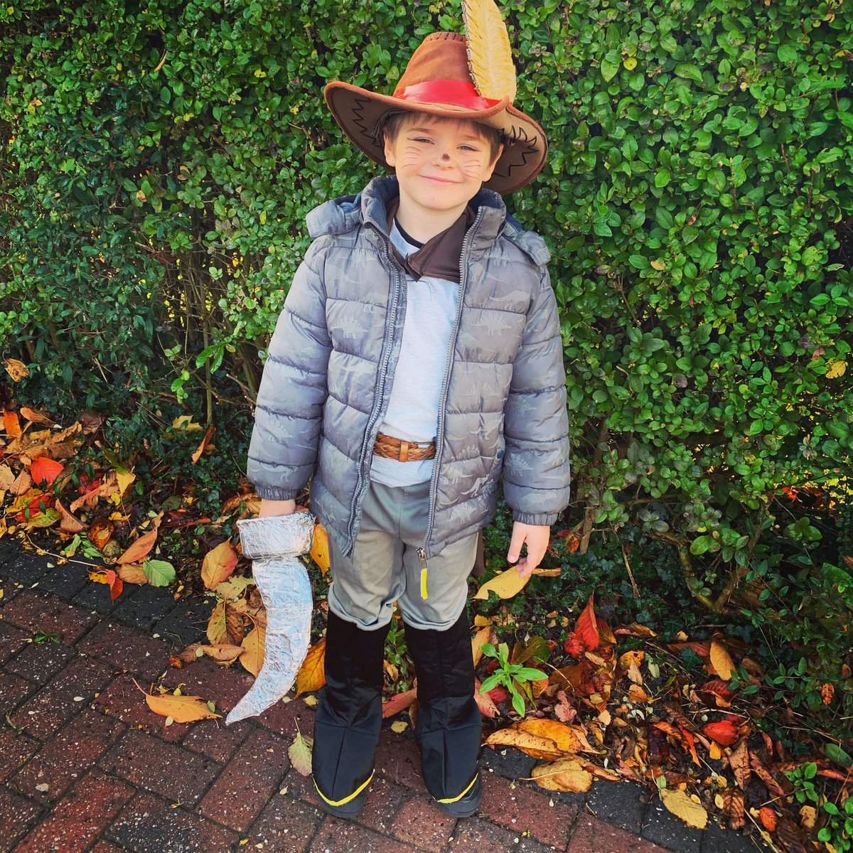 rachp77's tweet photo. @mmpsyear1 one very excited Puss in Boots ready for #fairytaleday https://t.co/bIlmEHId8X