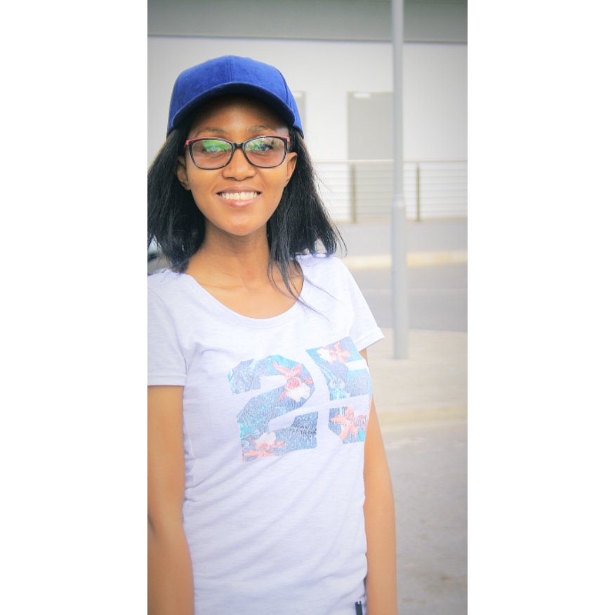 Bathi__'s tweet photo. 🧢 something blue ... https://t.co/HuiDePAQHp