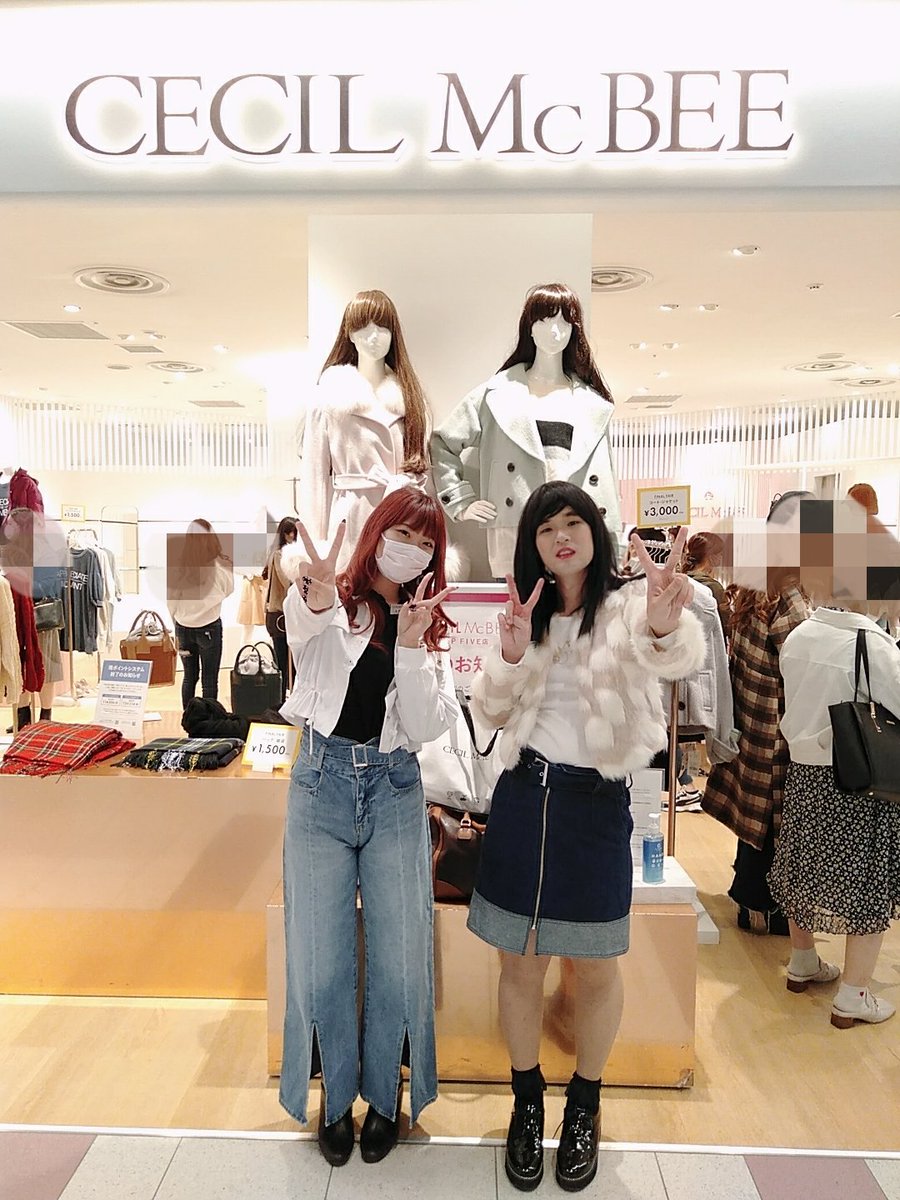 ゆるる 5 22 28 女装さんのいるcafe Yururun スコファン 今日最終日の梅田のhep Fiveのcecil Mcbeeに行って来ました Cecil Mcbeeは 私の好きなブランドで様々なキッカケもあったので寂しいです いつもお世話になっている店員さんと副店長さんと最後一緒