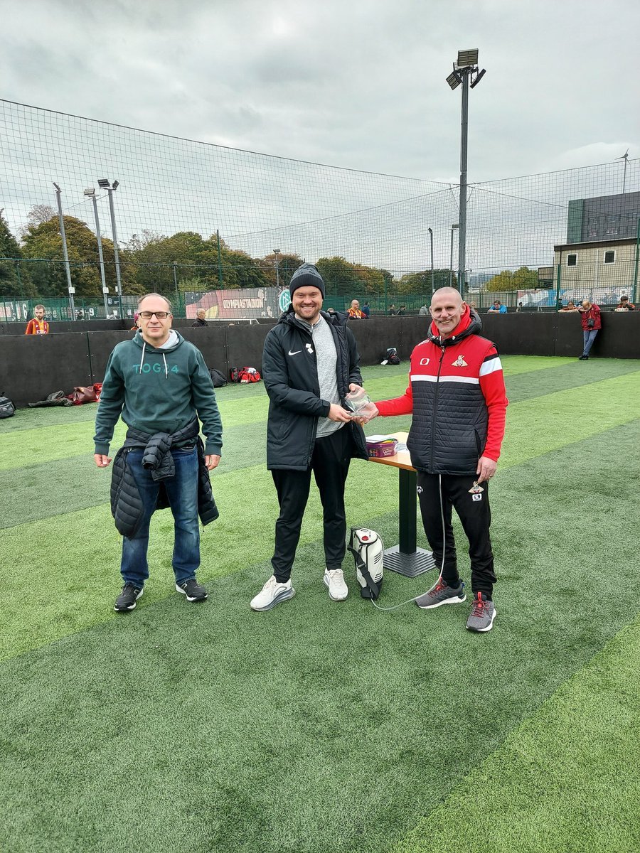 Sam Firth tweet media