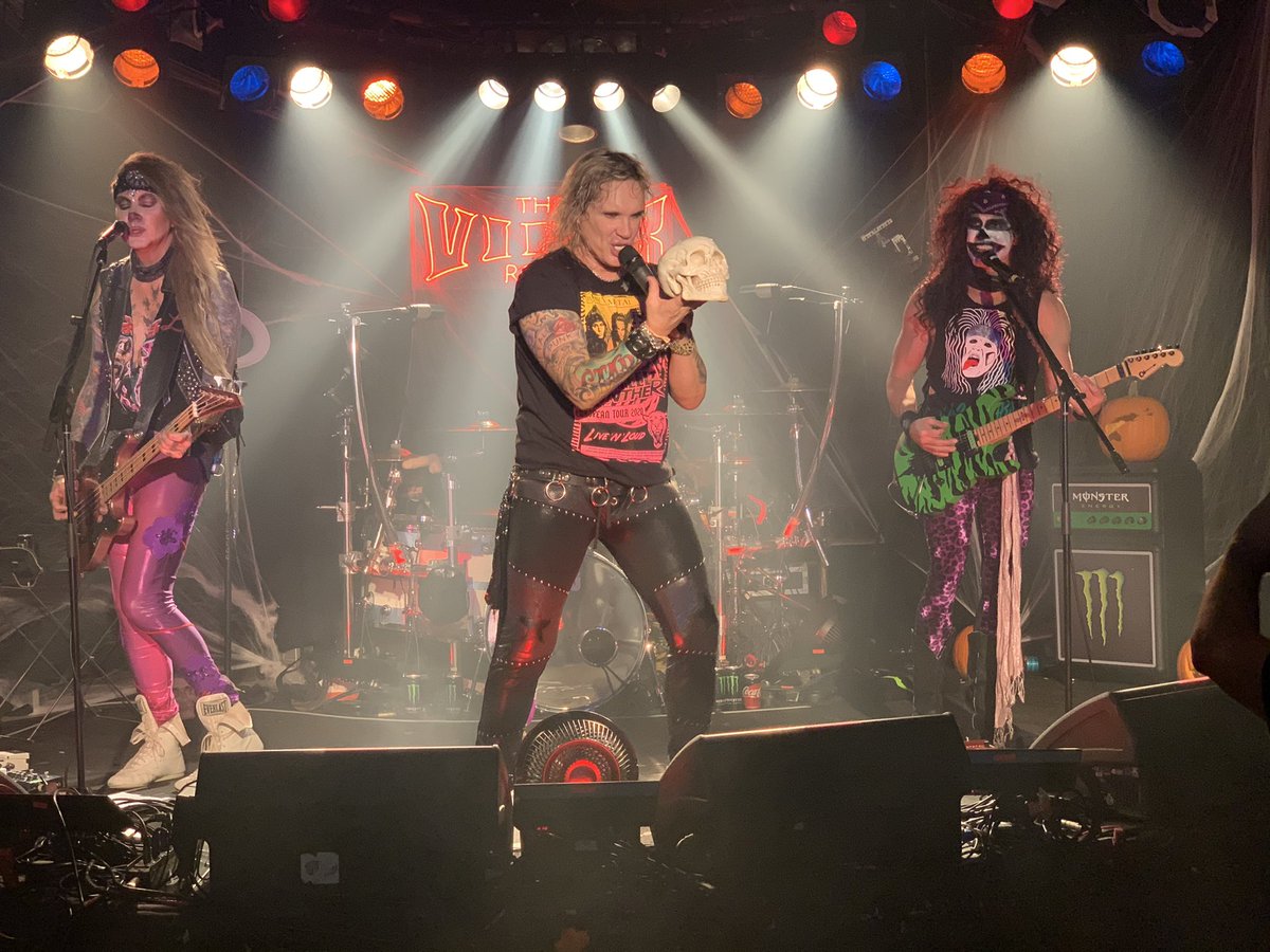 The Steel Panther show was amazing!!! If you missed it, it’s still streaming. The Viper Room and Steel Panther Present The Halloweenie Ride Livescream. Tickets: bit.ly/HalloweenieRide #steelpanther #halloween #viperroom #sunsetstrip @blasko1313 & @fatherbadass @steelpanther