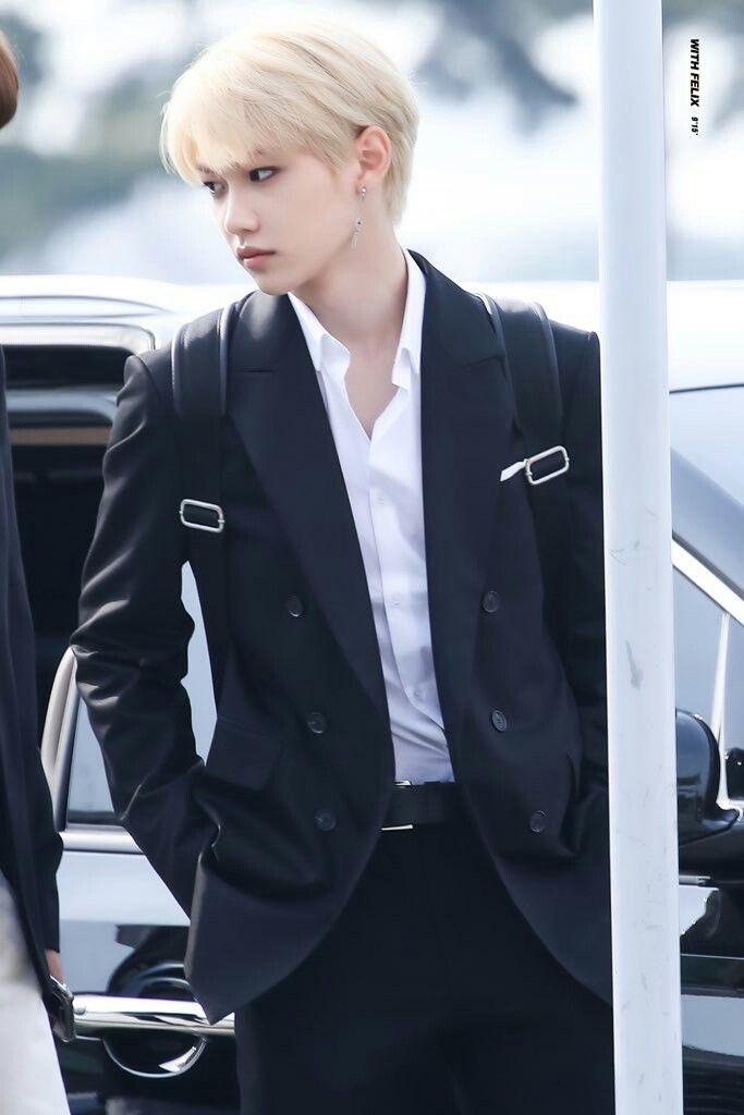 — felix as a hollywood actor; a necessary thread  #StrayKids  #skz