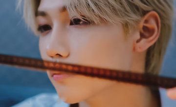 — felix as a hollywood actor; a necessary thread  #StrayKids  #skz