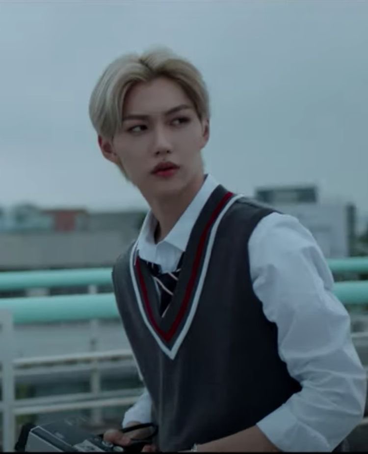 — felix as a hollywood actor; a necessary thread  #StrayKids  #skz