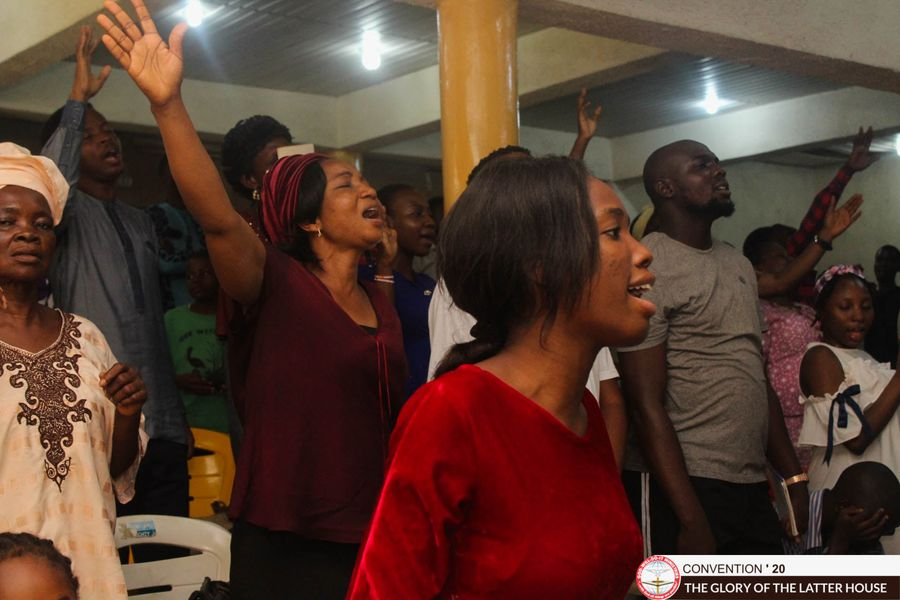GodwilldoitMin's tweet photo. We will never remain the same, We have touched his GLORY!
#ApostleSuleman
#Day8_finale
#thegloryofthelatterhouse
#greaterpowerconvention2020
#gwdim https://t.co/R0a8dBGXL9