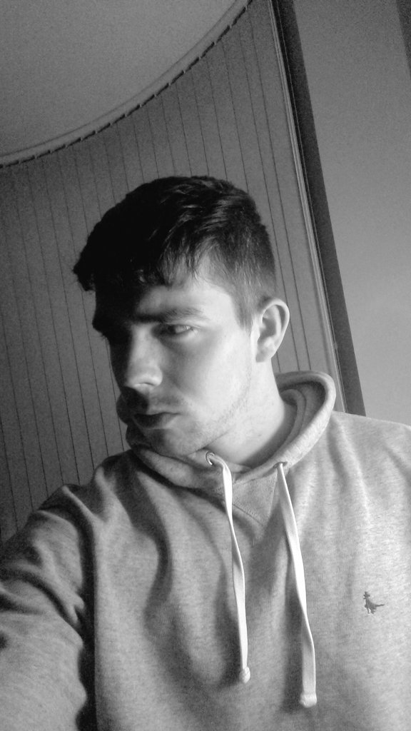 OfXtom's tweet photo. Morning ☀☕ https://t.co/e0EeLYqmv7