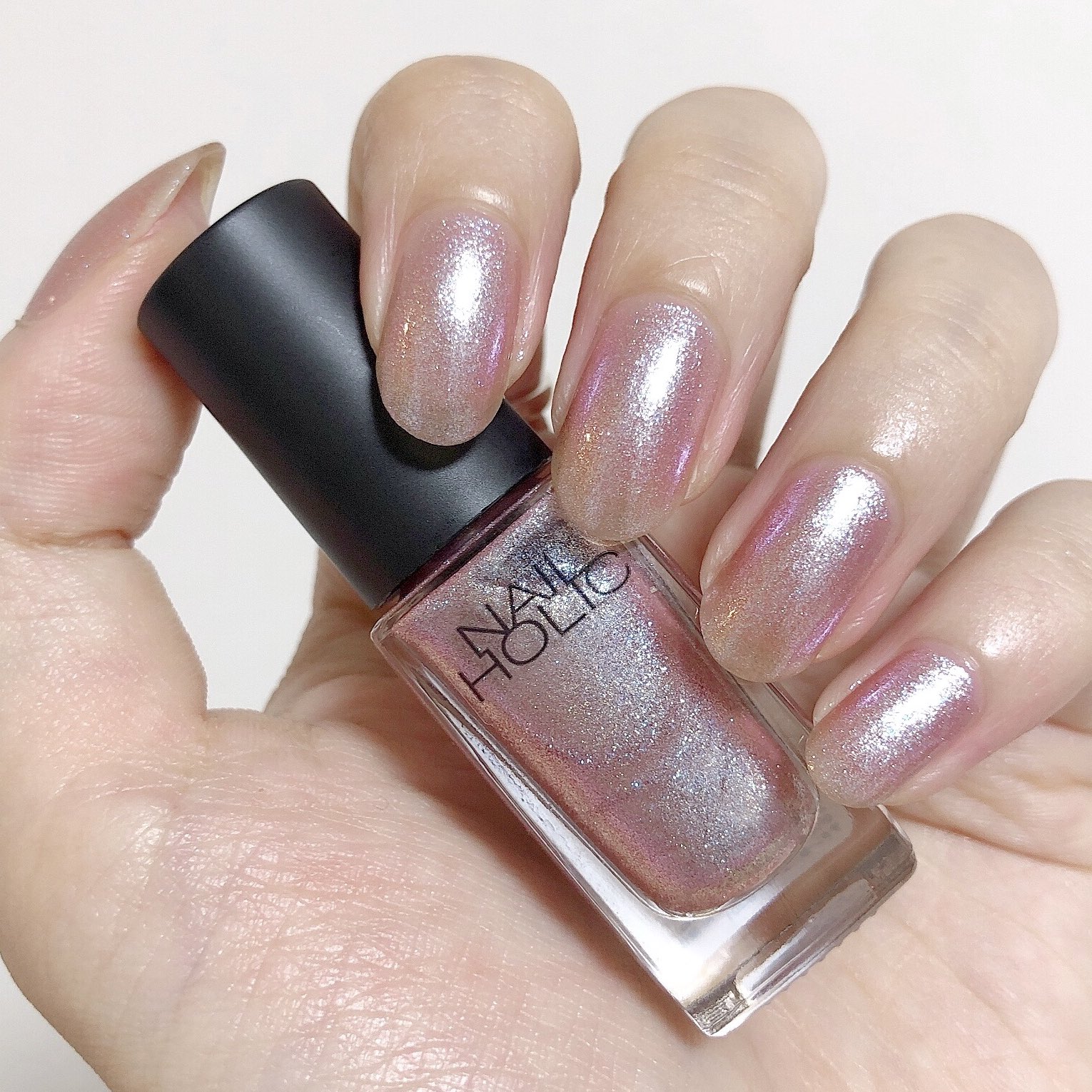 おいも 9月に発売したネイルホリックの新色がめちゃくちゃ尊いカラーだった Pk842のベースはシアーで青みのある可愛い ピンク ぎっちりのシルバーラメと青ラメが宇宙みたいにキラッキラ 可愛らしさと透明感のある新しい雰囲気のメタリックネイル 毎回 おいも 9月に発売したネイルホリックの新色がめちゃくちゃ尊いカラーだった Pk842のベースはシアーで青みのある可愛い ピンク ぎっちりのシルバーラメと青ラメが宇宙みたいにキラッキラ 可愛らしさと透明感のある新しい雰囲気のメタリックネイル 毎回