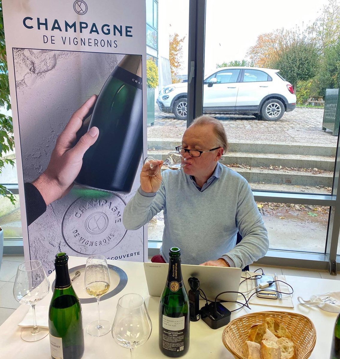 ChampagneVignerons tweet media