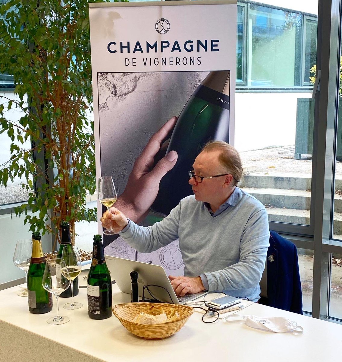 ChampagneVignerons tweet media