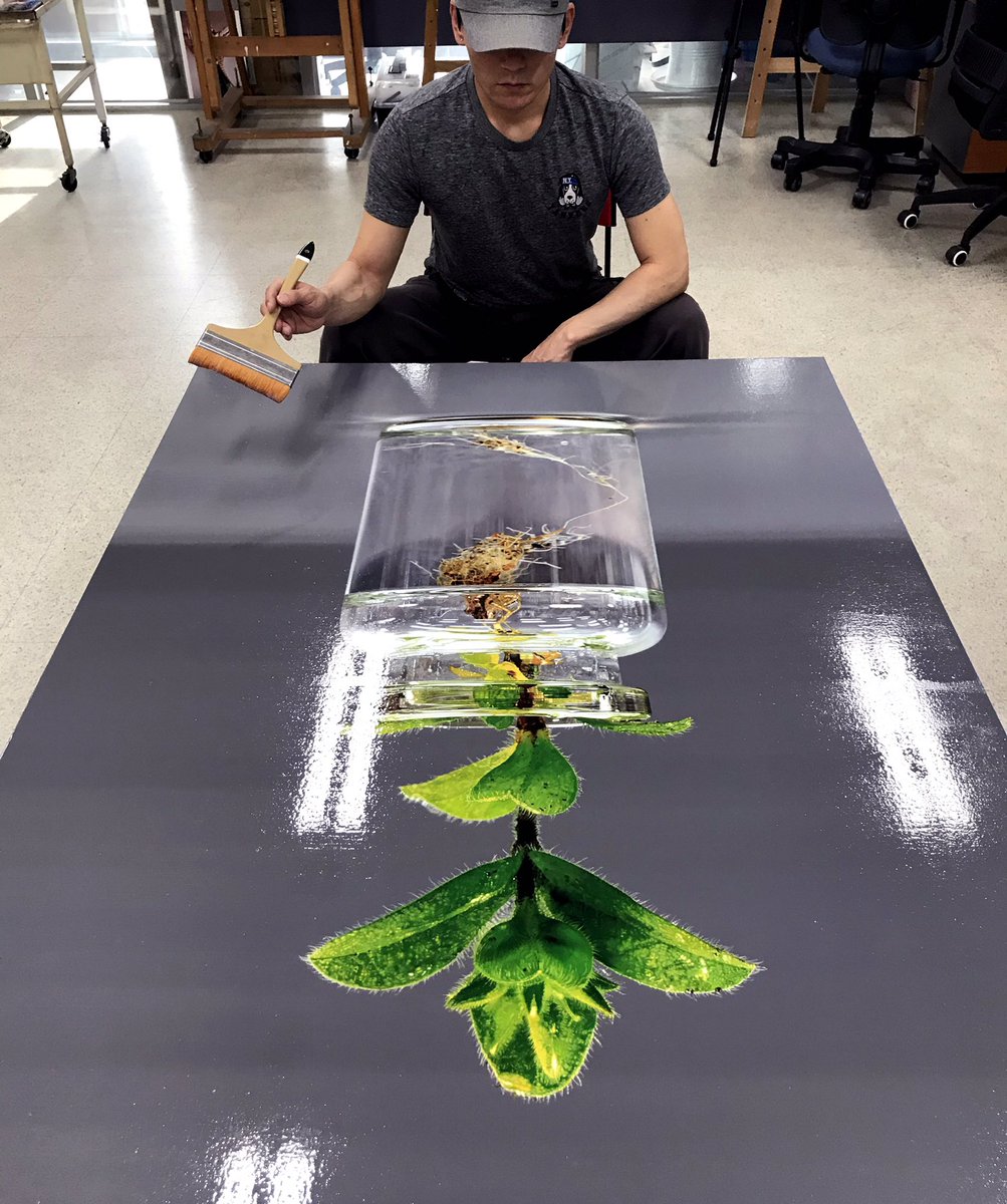 100vun's tweet photo. [Into the Forest] Nov 6- Dec 6. 
Space445 Gallery, Seoul. 
#김영성 #Youngsungkim #Hyperrealism #oil #painting #drawing #contemporaryart #handpainted #environment #climatechange #weeds #Pebeo #Schmincke #BorcianiBonazzi #forest #artmining #space445 #nodeulisland #seoul #노들섬 https://t.co/NLW83V4vhG