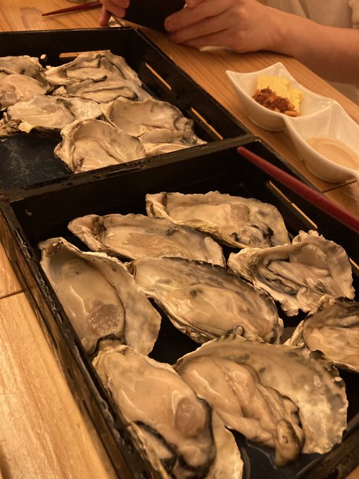 牡蠣食えない癖に牡蠣の店で食べた!! 