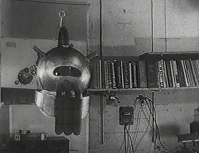 oredorrore's tweet photo. Il fantasma dello spazio (#PhantomfromSpace) è un film del 1953 prodotto e diretto dal regista #WLeeWilder. È una pellicola di #fantascienza indipendente in #biancoenero. 

#ilfantasmadellospazio #oredorrore https://t.co/1tbmvw3mRb