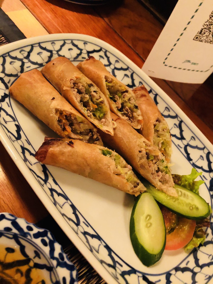 Ysk 友人のオススメのタイ料理て 美味しい料理頂いてます タイ料理 揚げ春巻き パッタイ 宮崎市