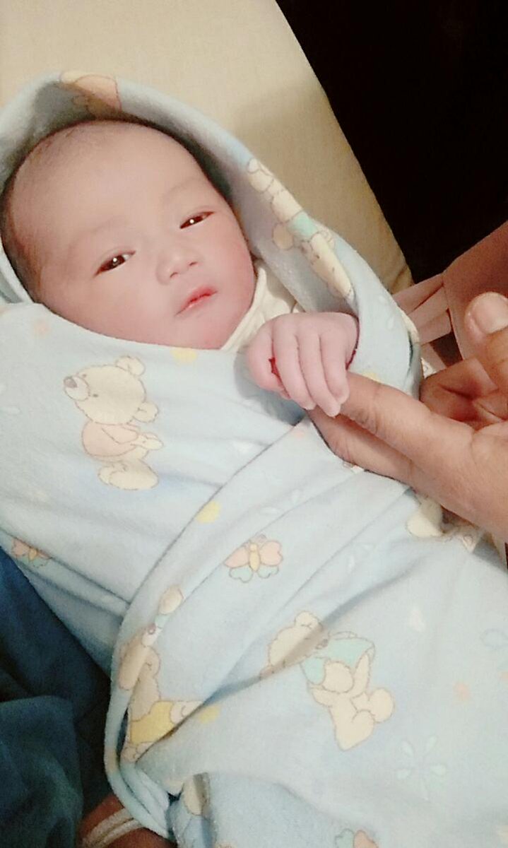 mahendraydhs_'s tweet photo. Selamat datang keponakan akohh 
Alesha Zahra Kirana Alfahreza 😘😘😘 https://t.co/4cOKDyJK41