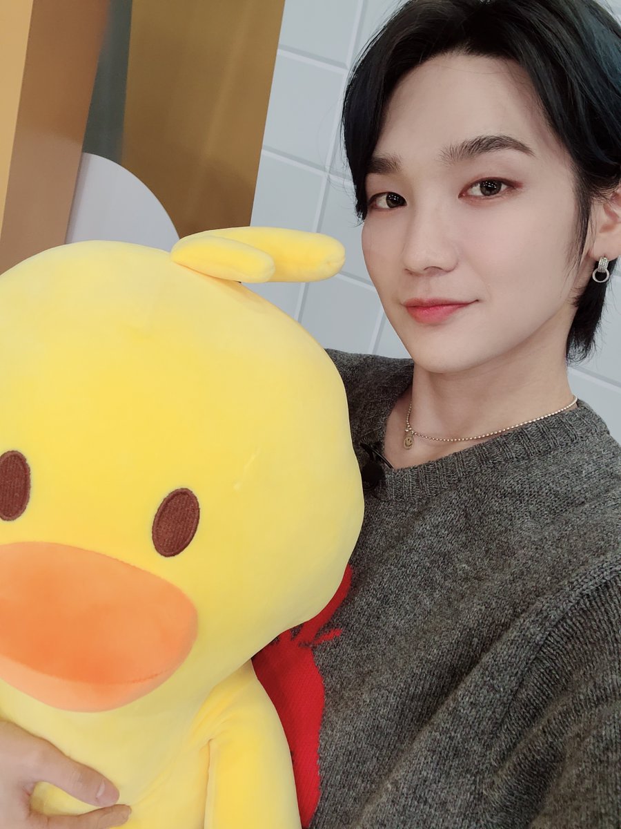 덕자생존 (Duckja Choice) tweet media