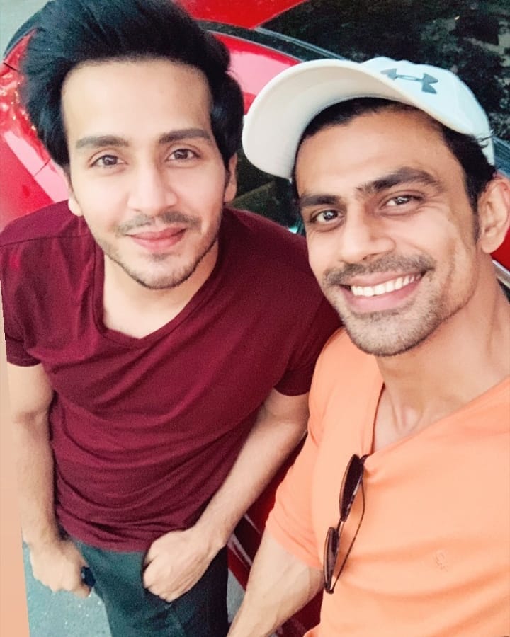 Seeing them together after a long time! 😍 Did they meet recently? 😍
#ParamSingh #AnkitMohan @8paramsingh @ankittmohan