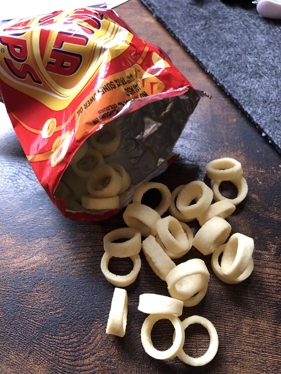 What’s happened here then ⁦<a href="/KPSnacks/">KP Snacks</a>⁩?! 😁